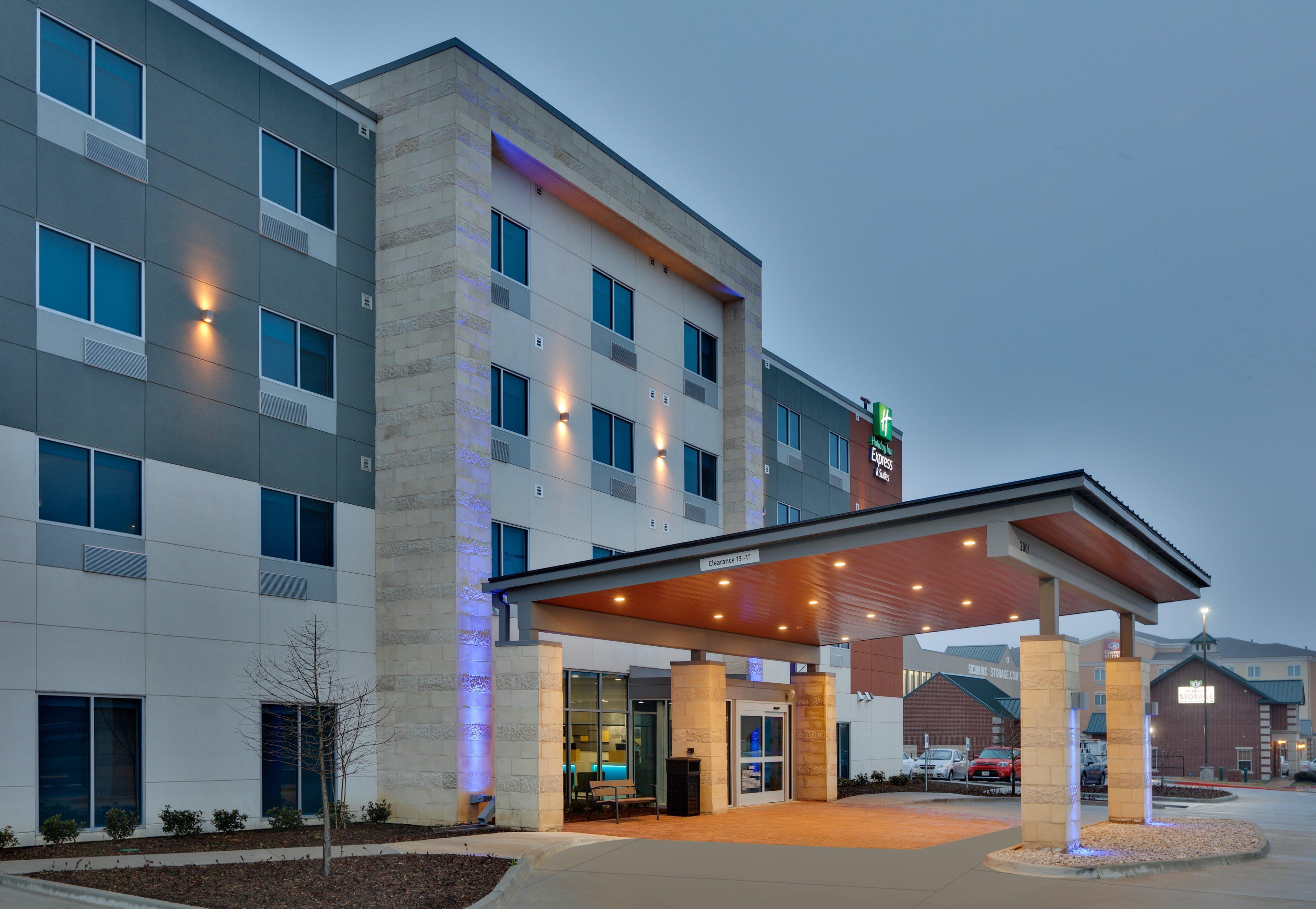 Holiday Inn Express & Suites Plano East - Richardson By Ihg Eksteriør bilde