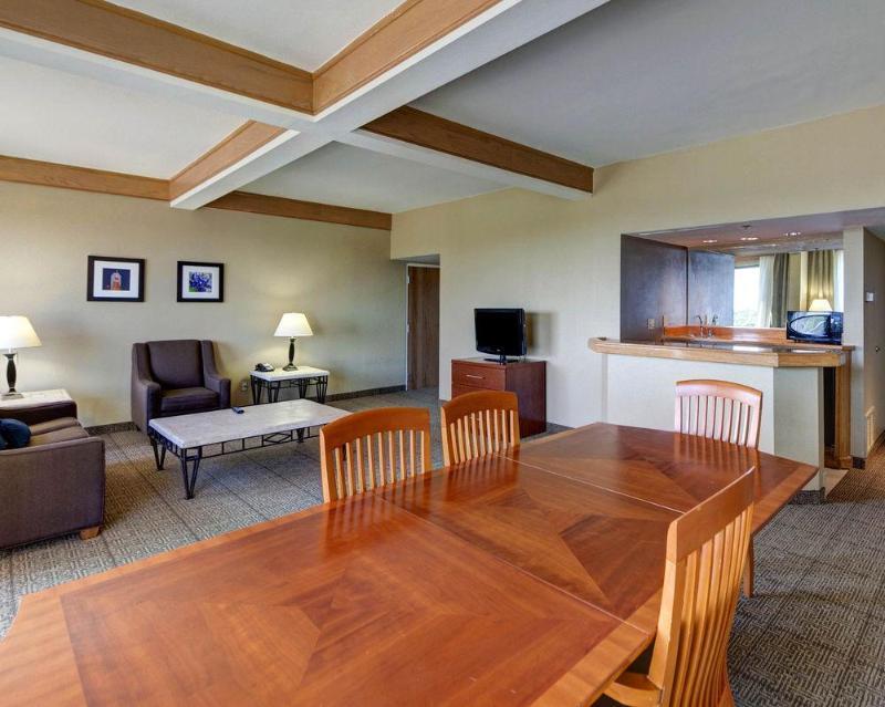Holiday Inn Express & Suites Plano East - Richardson By Ihg Eksteriør bilde